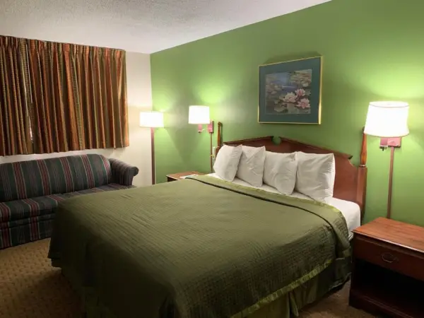 Gas Lite Motel Lawrenceville 10